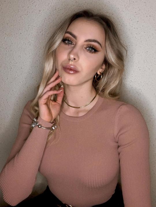 Anastasia💖  (N) PAPİ