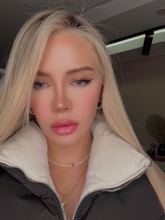 Anna  (N) PAPİ